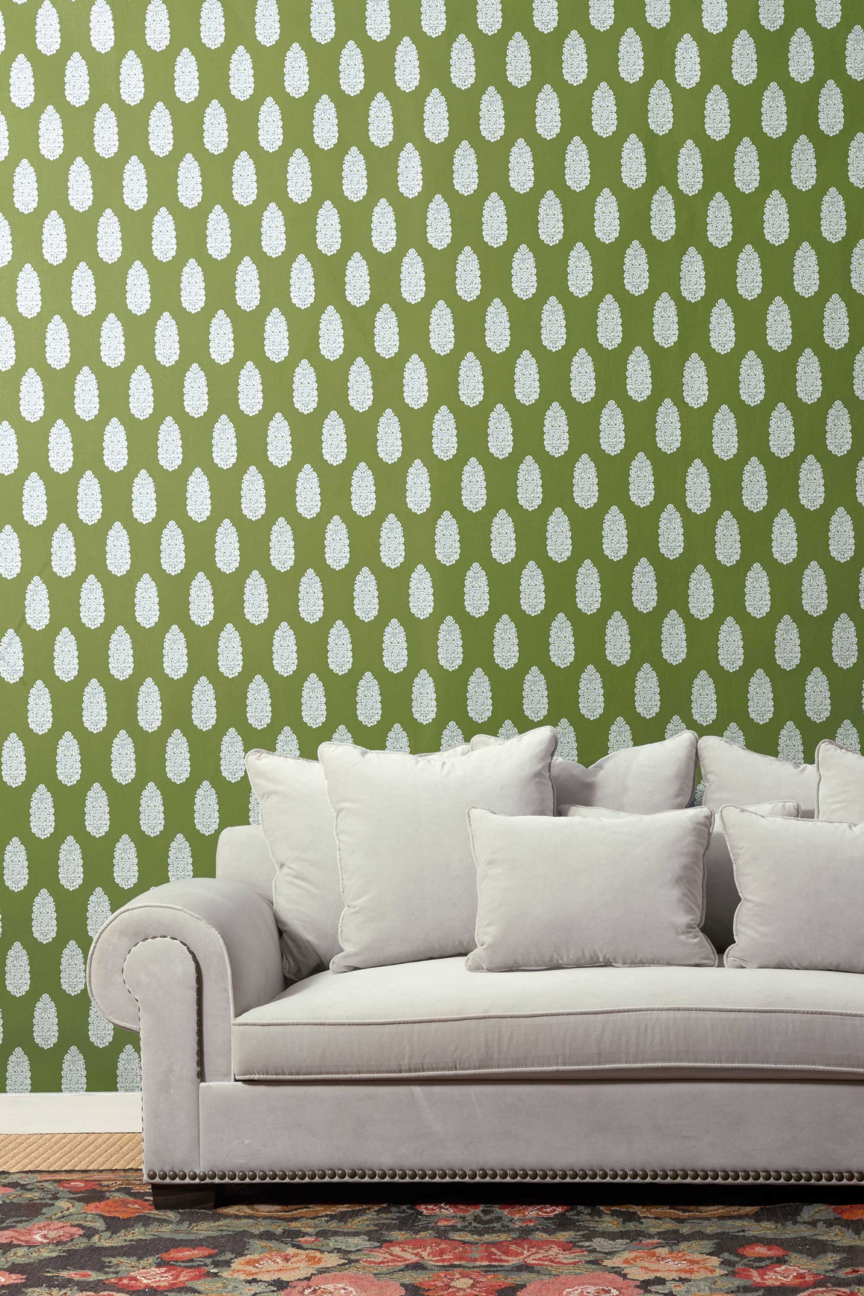 Papel pintado vinílico Salobreña verde colección Volume V Lorenzo Castillo Gastón y Daniela floral decoración casa salón dormitorio baño cocina