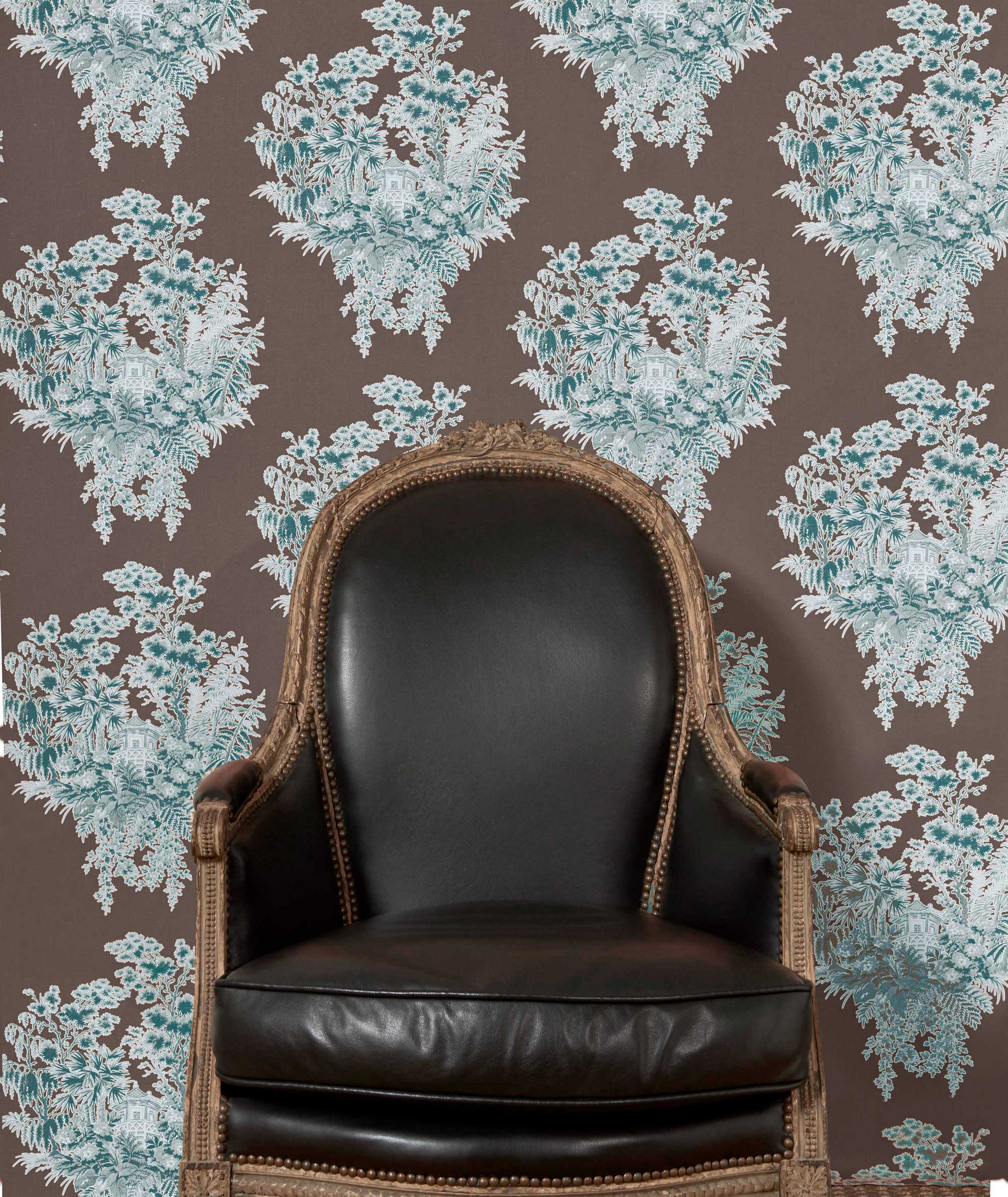 Papel pintado vinílico Valjunco marrón colección Volume V Lorenzo Castillo Gastón y Daniela botánico floral decoración casa dormitorio salón cocina baño