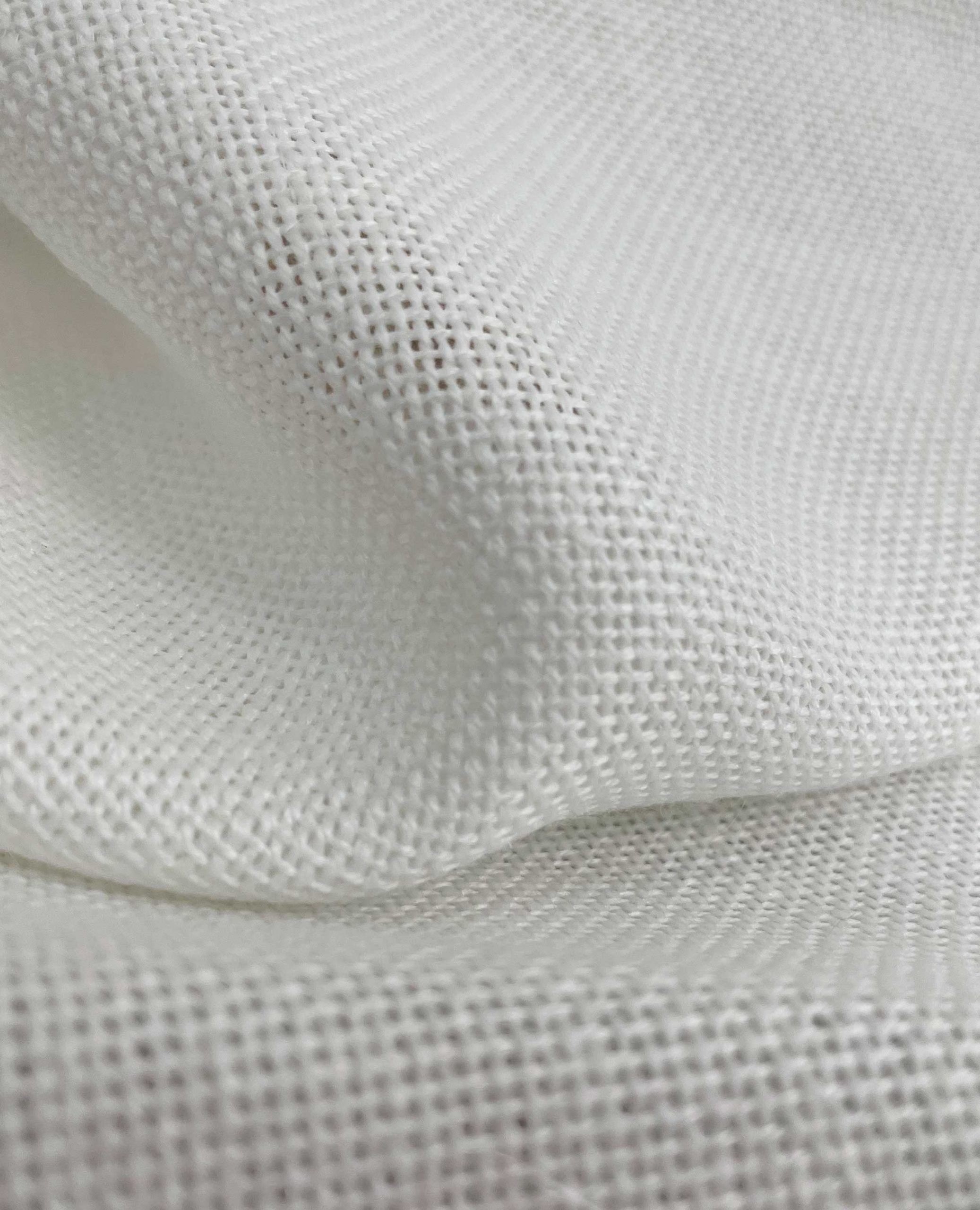 GDT-5706-001 tela visillo jazmin blanco marco polo lino liso textura decoración gastón y daniela detalle