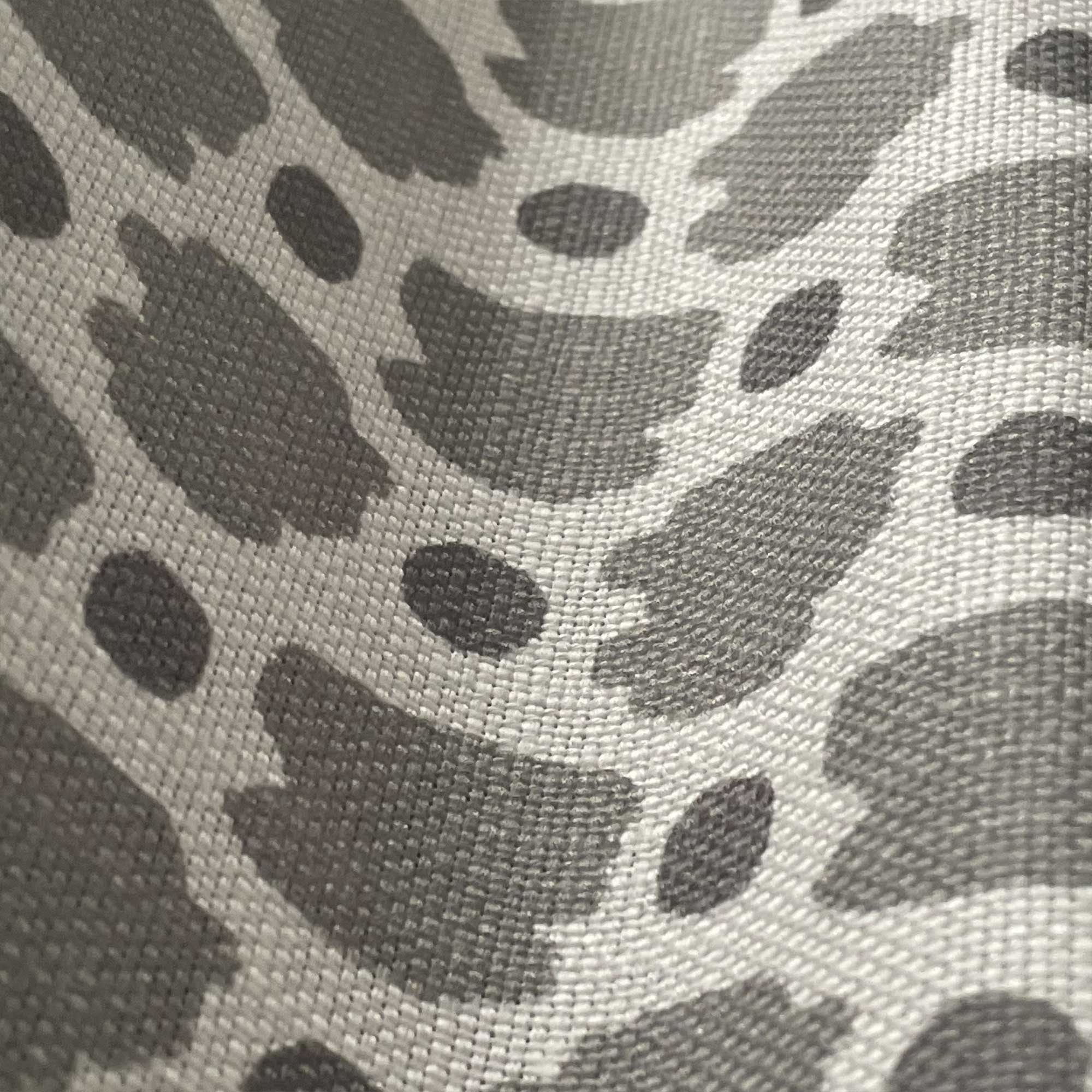Tela Spots topo marrón Gastón y Daniela estampado animal print 100% poliester FR tapicería decoración casa