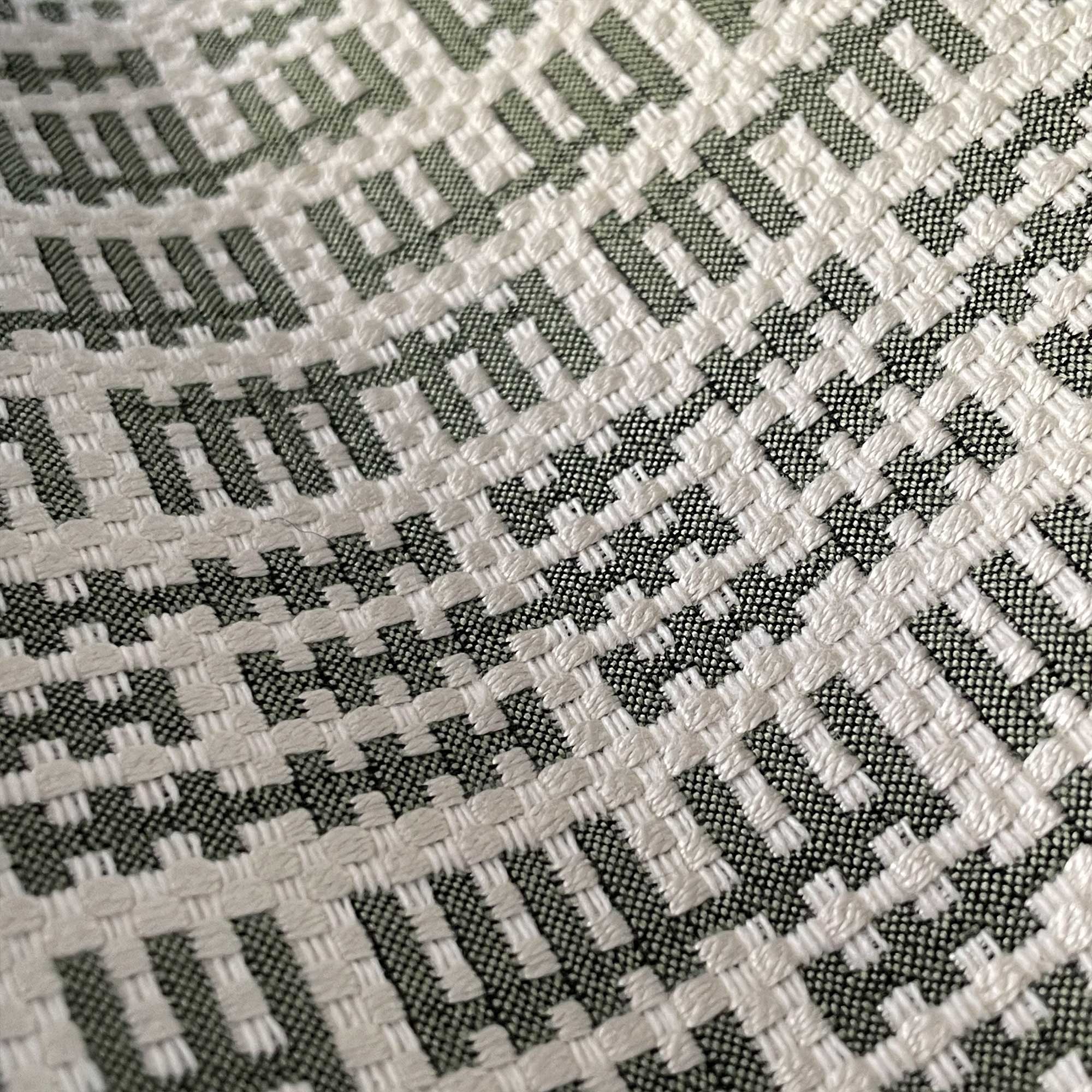 Tela Tiñana verde Gastón y Daniela colección Lorenzo Castillo jacquard geométrico tapicería decoración casa