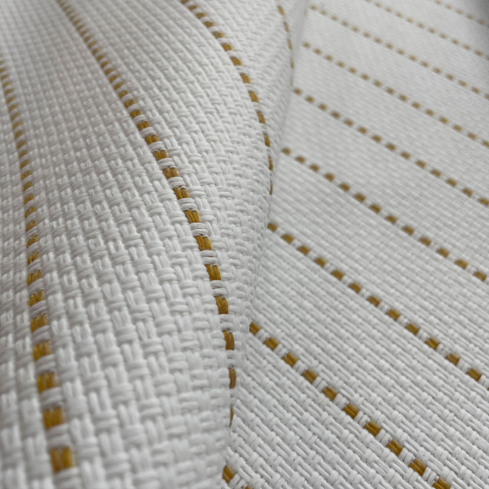 GDT-5777-002 Tela Sahil amarillo de gaston y daniela. Diseño de rayas para tapiceria outdoor. Decoracion de interiores detalle