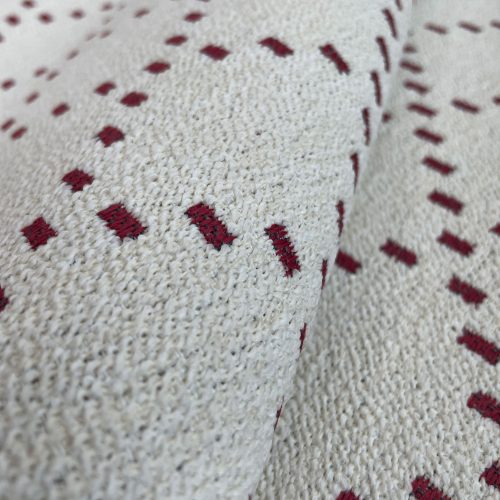 GDT-5784-004 Tela Etria rojo de Gaston y Daniela. Diseño geometrico para tapiceria. Decoracion de interiores. Detalle