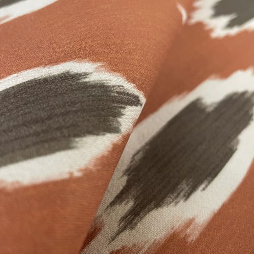 GDT-5794-005 Tela Hali naranja de Gaston y Daniela. Estampado de algodon con diseño geometrico para tapiceria y cortinas. Decoracion de interiores. Detalle