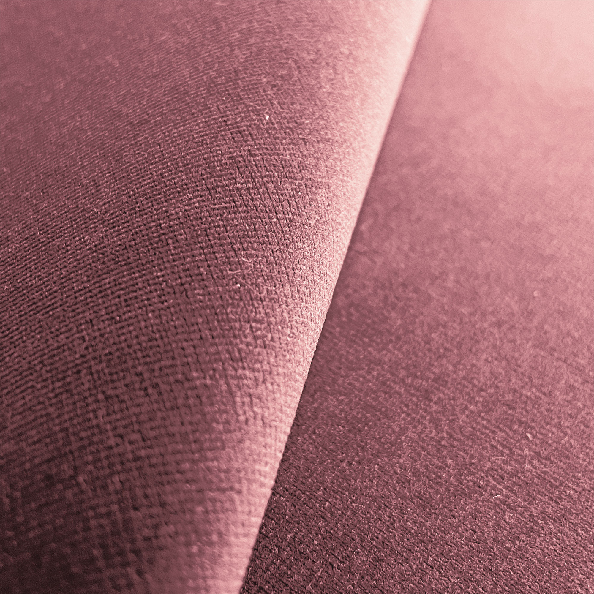 GDT-5795-015 Tela Ulises chicle rosa de Gaston y Daniela. Terciopelo liso para tapiceria y cortinas. Decoracion de interiores. Detalle