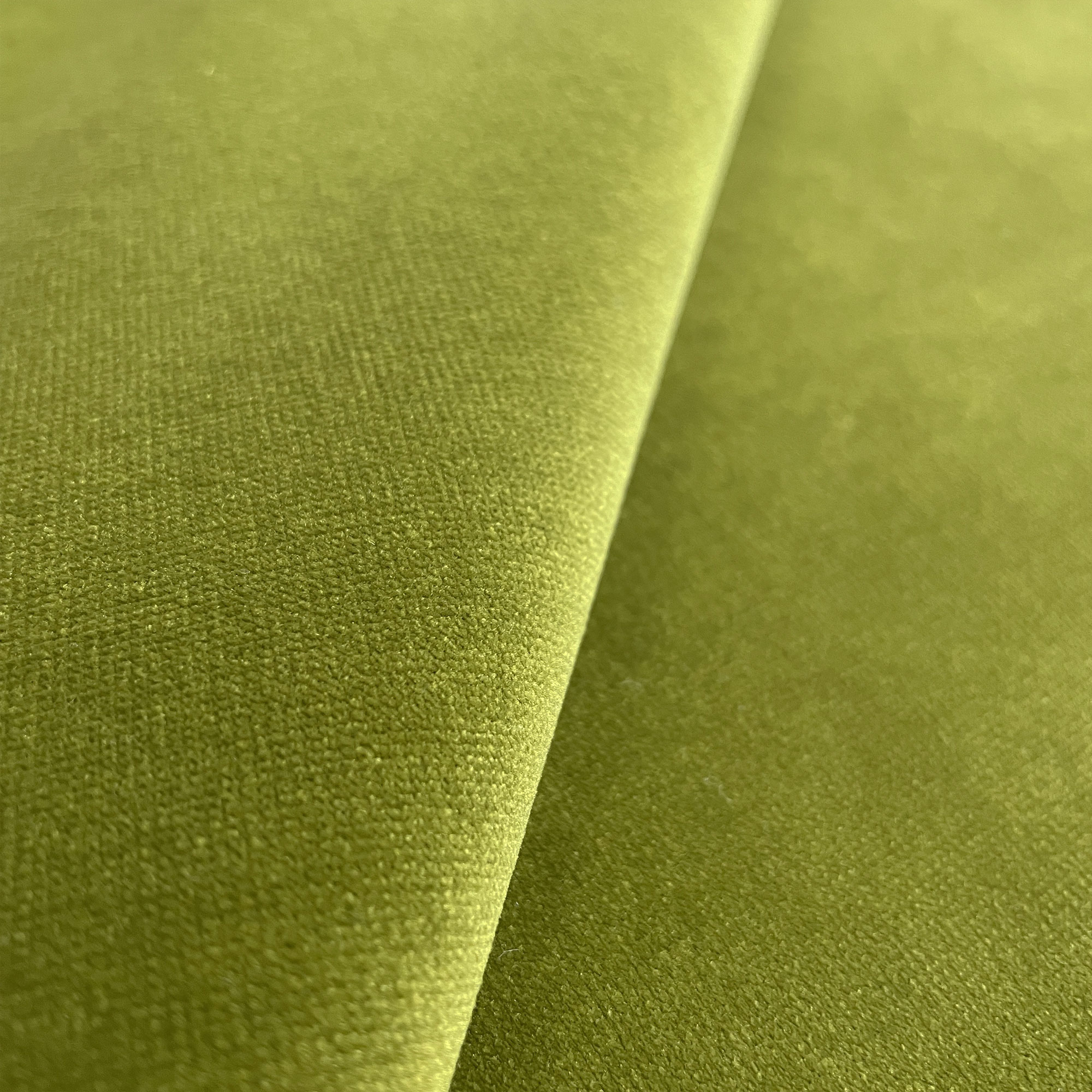 GDT-5795-023 Tela Ulises verde de Gaston y Daniela. Terciopelo liso para tapiceria y cortinas. Decoracion de interiores. Detalle