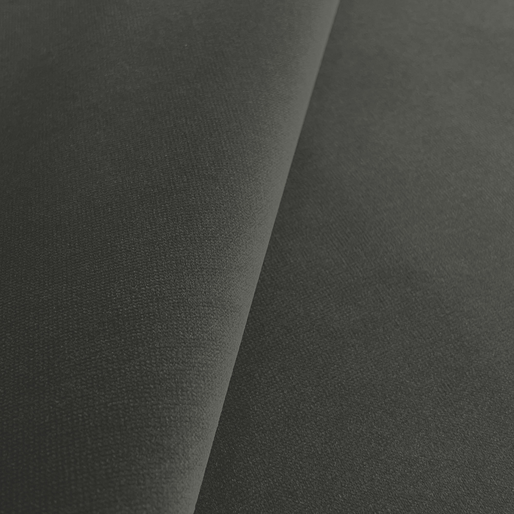 GDT-5795-039 Tela Ulises humo gris de Gaston y Daniela. Terciopelo liso para tapiceria y cortinas. Decoracion de interiores. Detalle