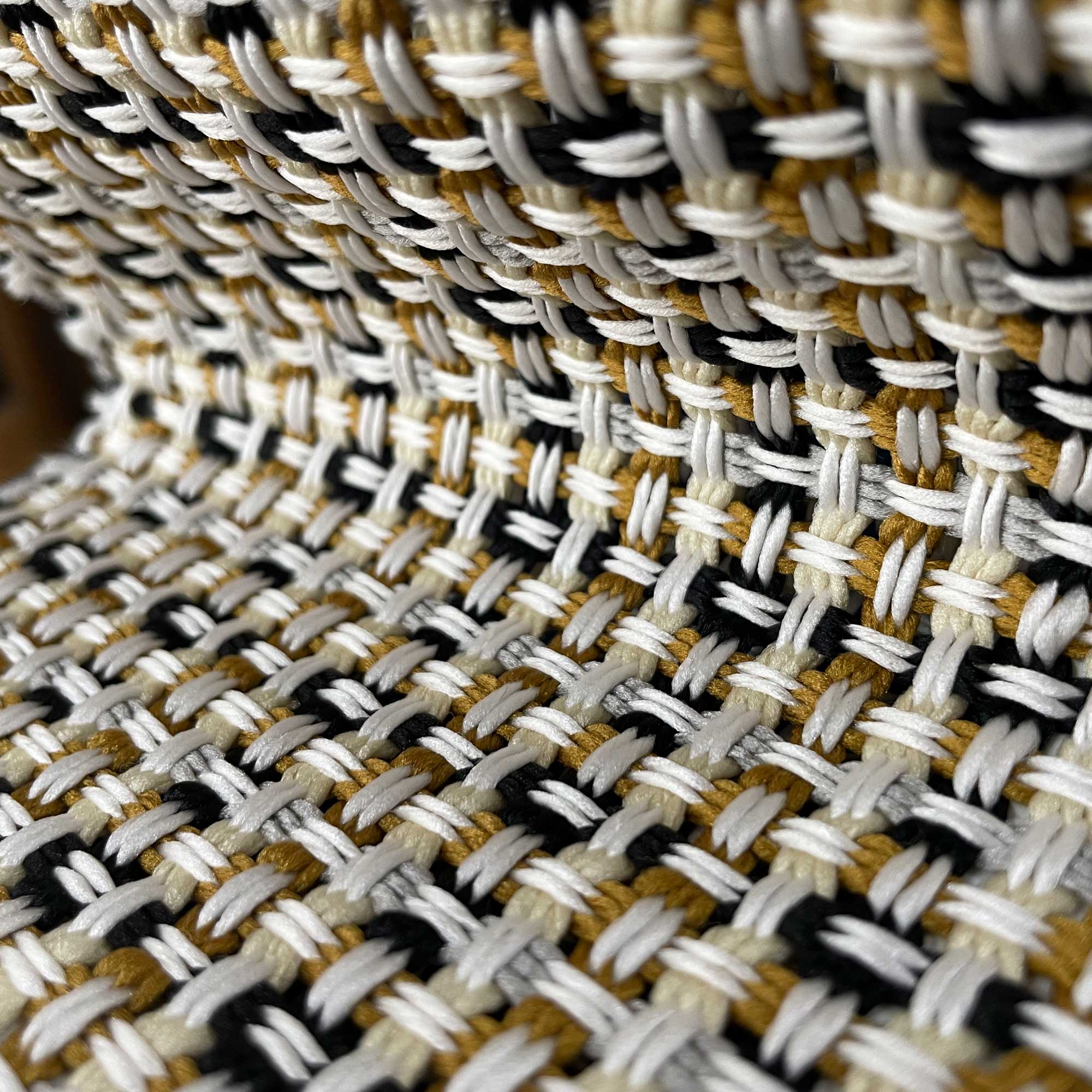 MODESTA ORO - Image 2