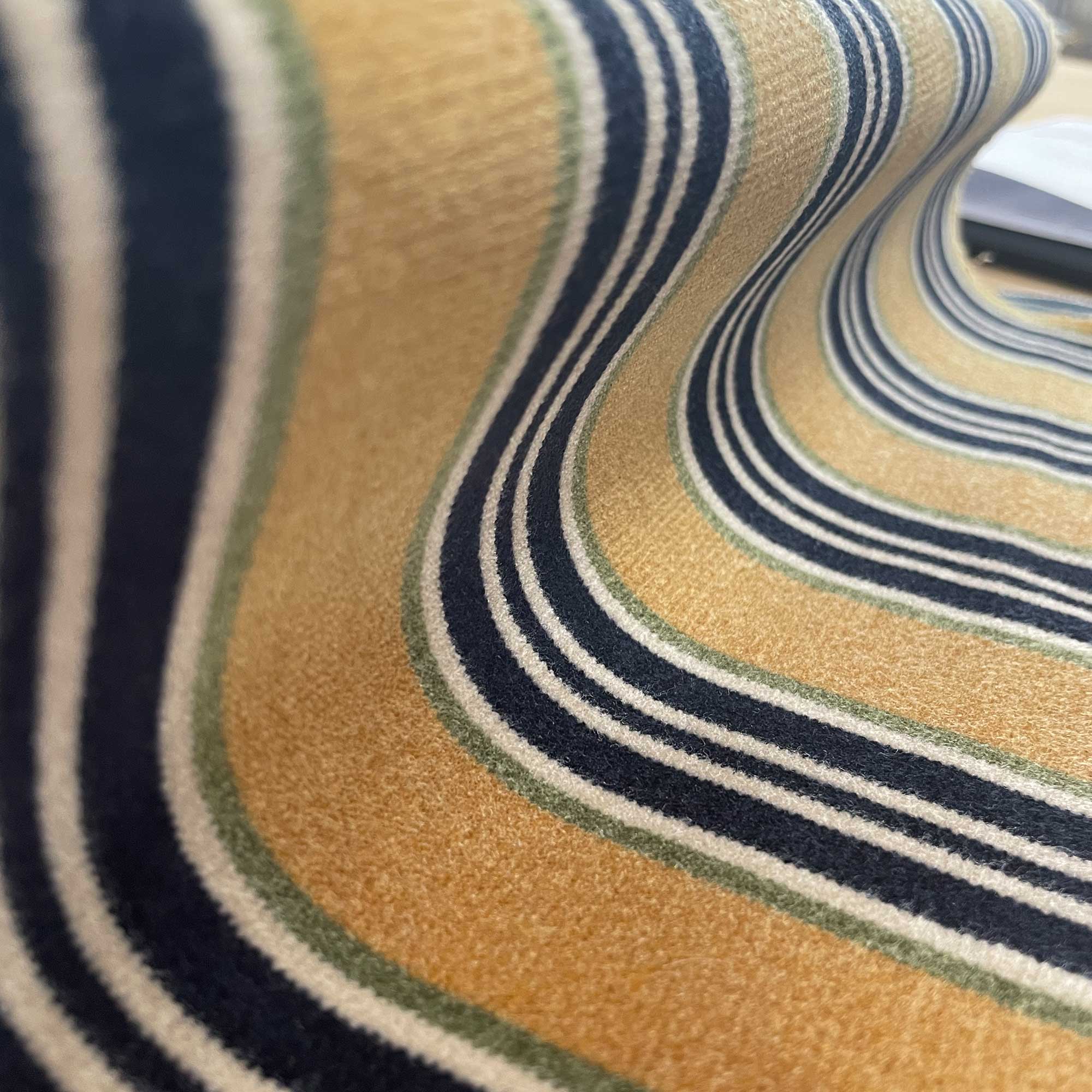 TUCHA ORO/VERDE - Imagen 2