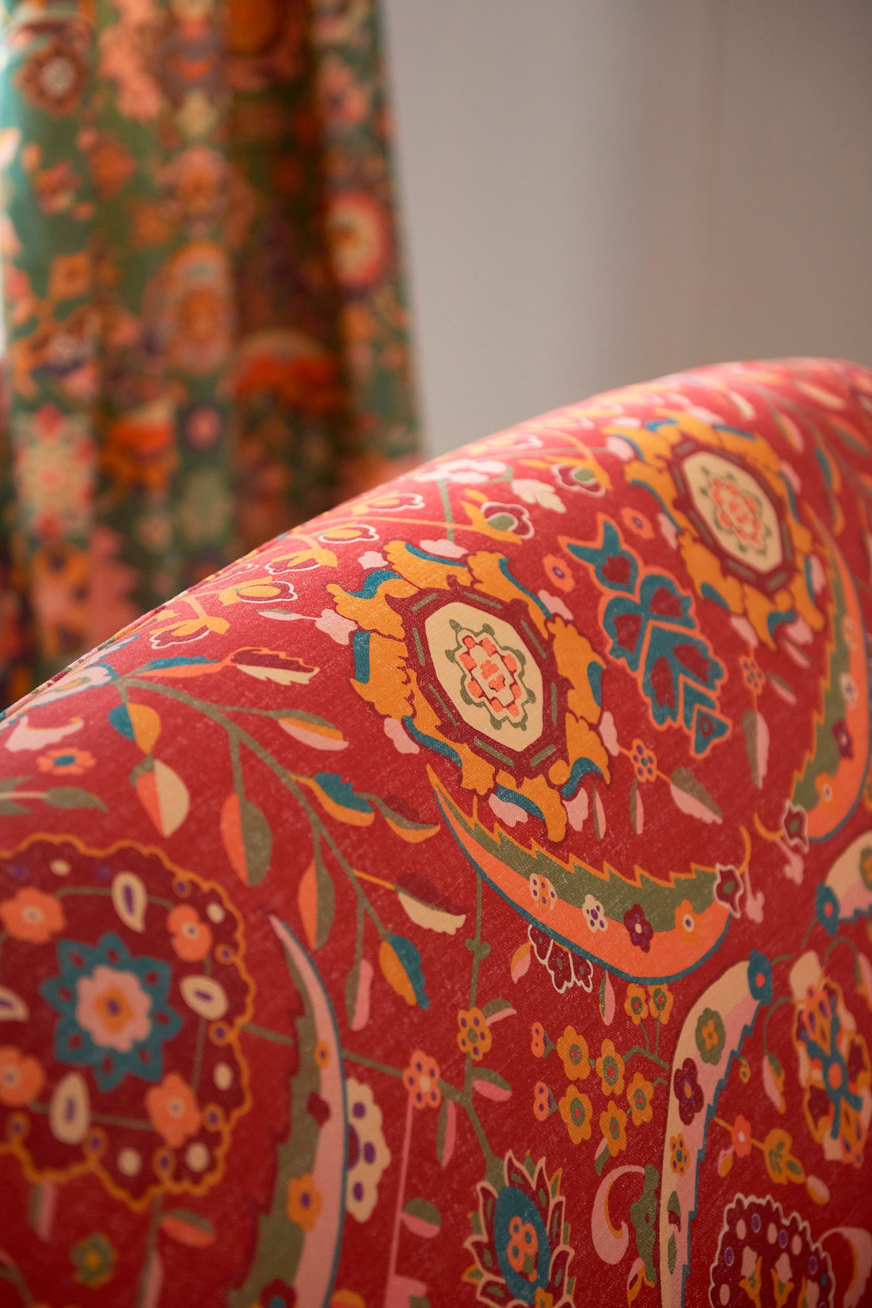 Telas Eduarda gaston y daniela diseño floral y botanico sofa decoracion casa detalle