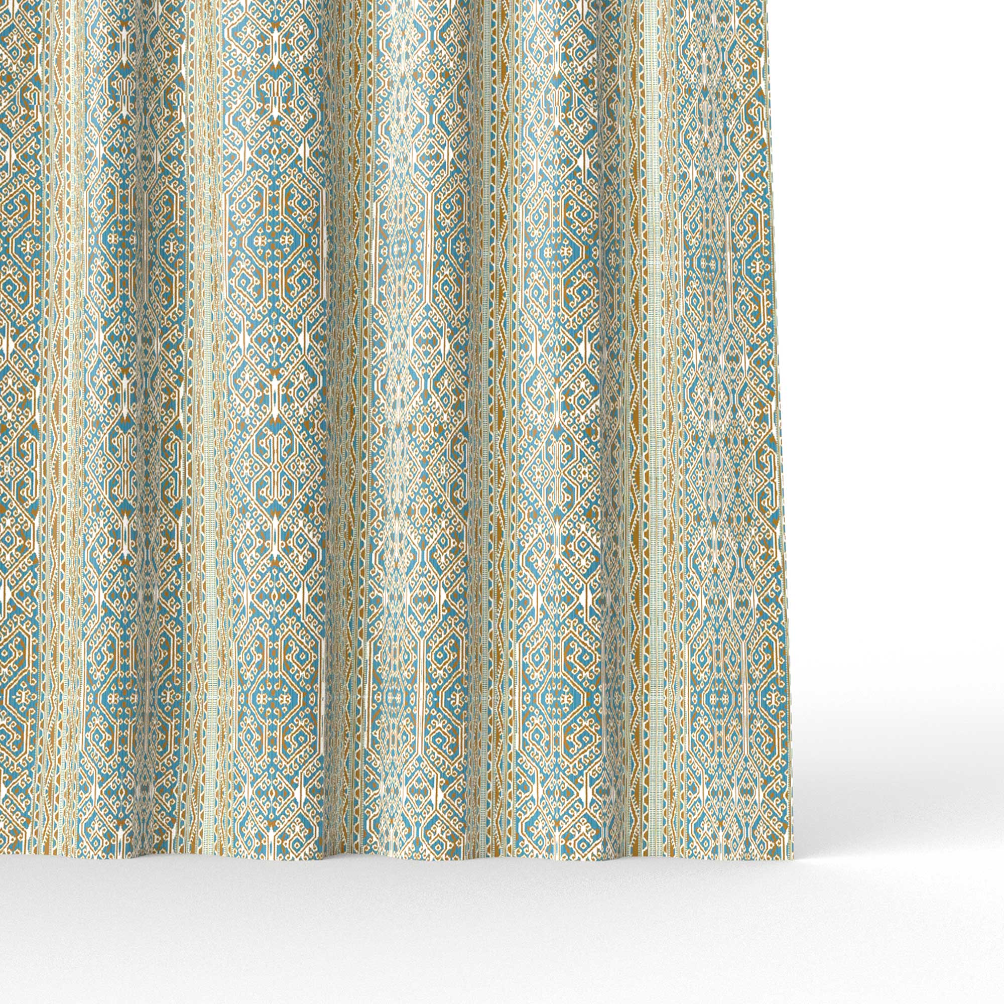 Cortina Tela sol verde de Gaston y Daniela. Coleccion Lorenzo Castillo. Estampado oriental de algodon y lino para cortinas.