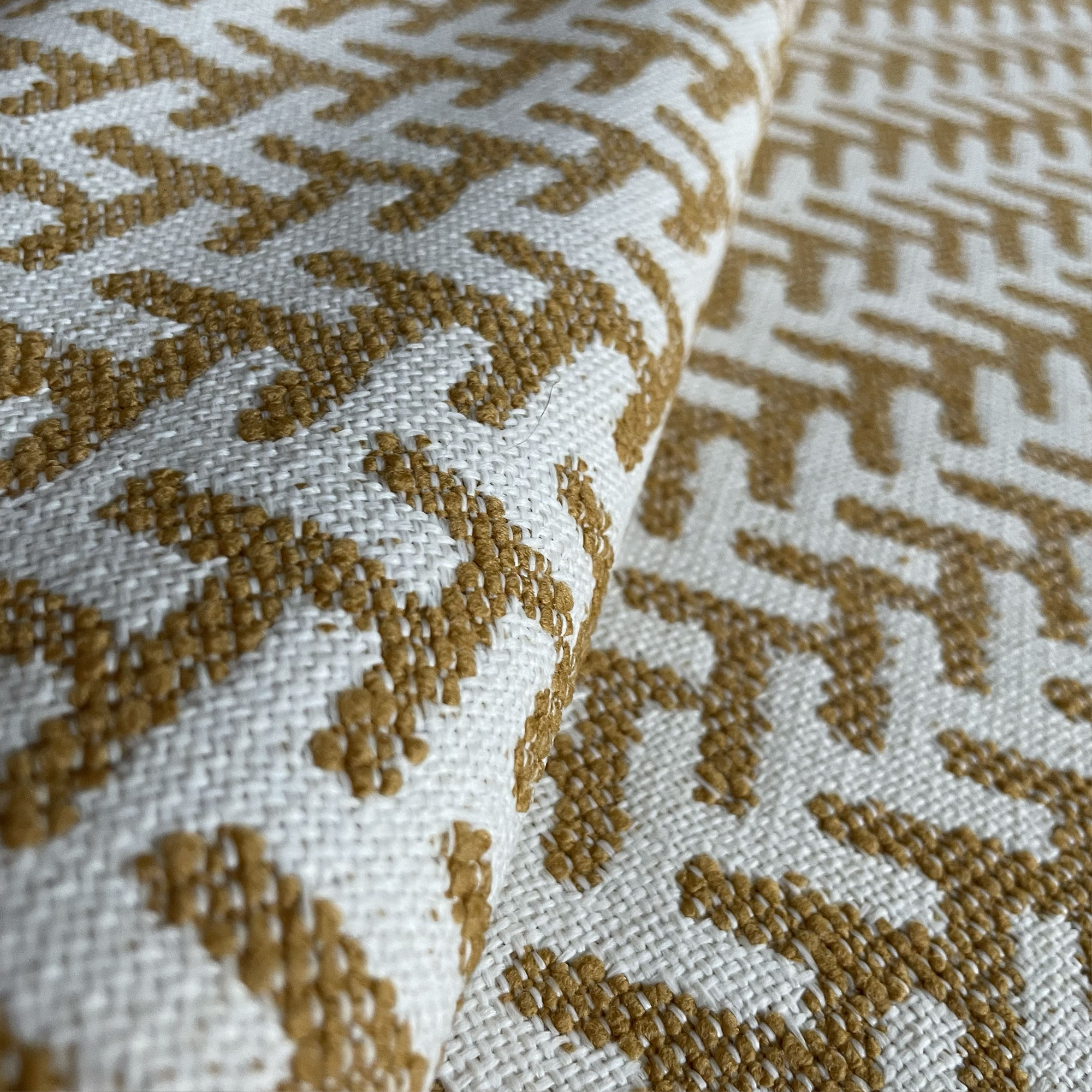 FISHBONE OCRE