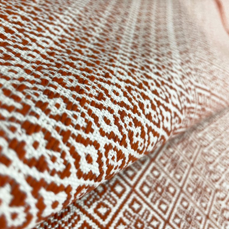 GDT-5697-007 Tela Kailas ladrillo naranja marco polo gastón y daniela étnico geométrico tapicería decoracion cortinas casa outdoor detalle