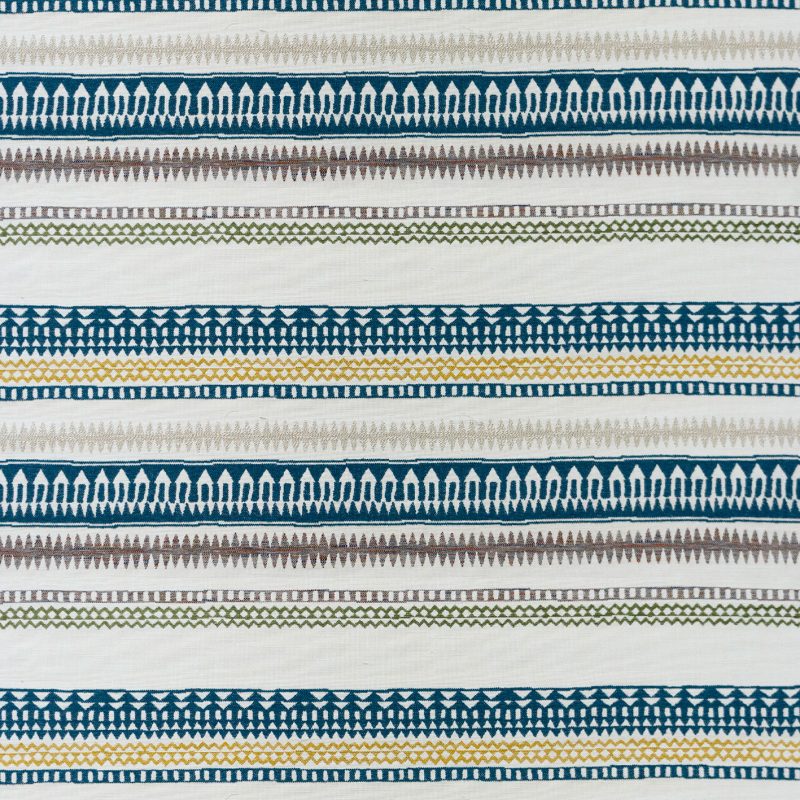GDT-5779-001 Tela Ankara azul y verde de gaston y daniela. Diseño etnico y geometrico para tapiceria. Decoracion de interiores.