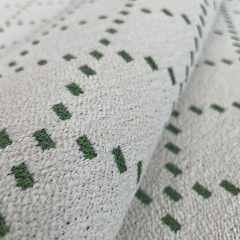 GDT-5784-003 Tela Etria verde de Gaston y Daniela. Diseño geometrico para tapiceria. Decoracion de interiores. Detalle