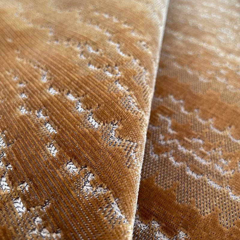 LCT_1136_005 tela el sabio ocre gaston y daniela lorenzo castillo terciopelo abstracto falso liso tapiceria decoracion detalle