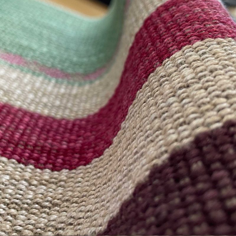 Tela albuquerque verde agua fucsia Gastón y Daniela Rayas tapicería decoración salón dormitorio detalle