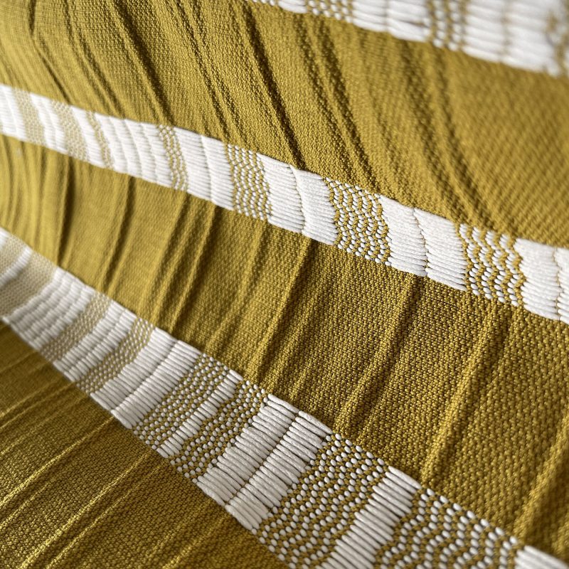Detalle Chi amarillo