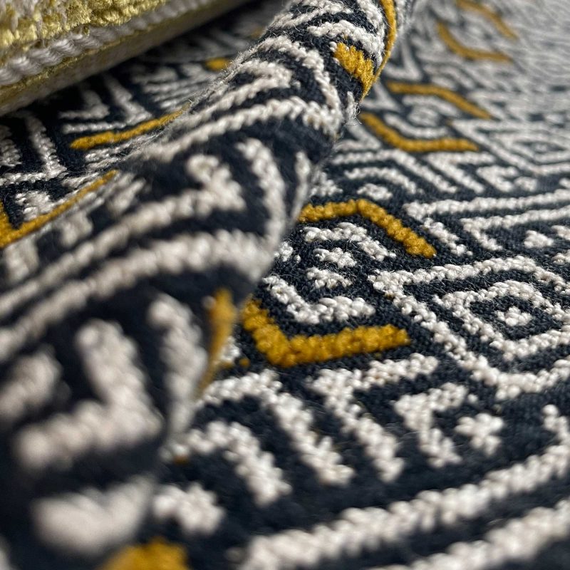 Tela Inca amarillo negro Gastón y Daniela étnico tapicería decoración casa detalle