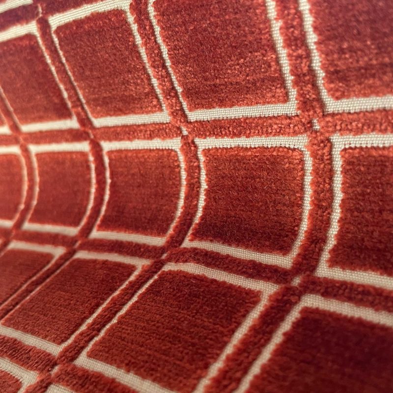 Tela Buitrago teja naranja Gastón y Daniela colección Lorenzo Castillo terciopelo cuadros geométrico tapicería decoración